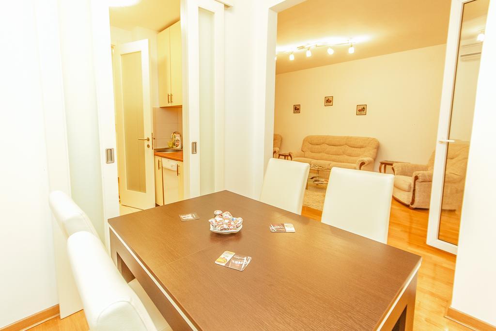 Apartments Belville Belgrad Zimmer foto