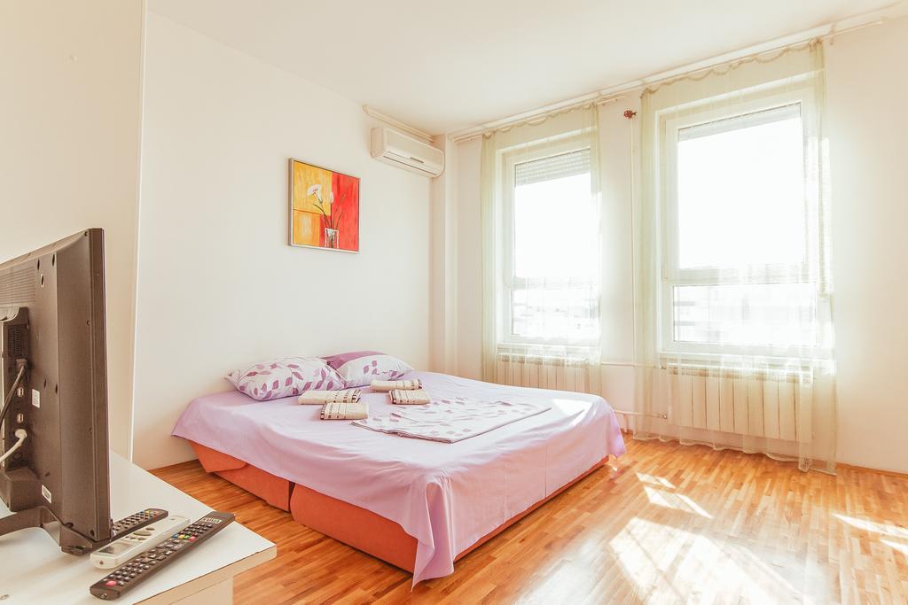 Apartments Belville Belgrad Zimmer foto